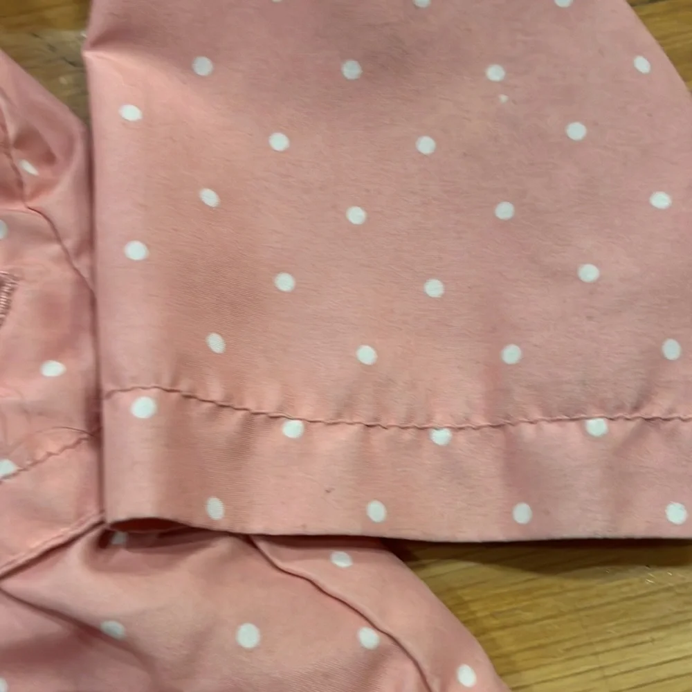 CARTER’S girls spring pink withe white Polk dots jacket size 4T .